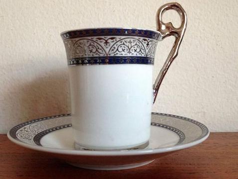 4 x Porcelain 24ct Gold Trim Coffee Espresso Cups & Saucers Sets