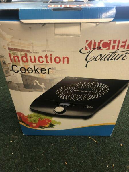 Induction cooker brand new in box