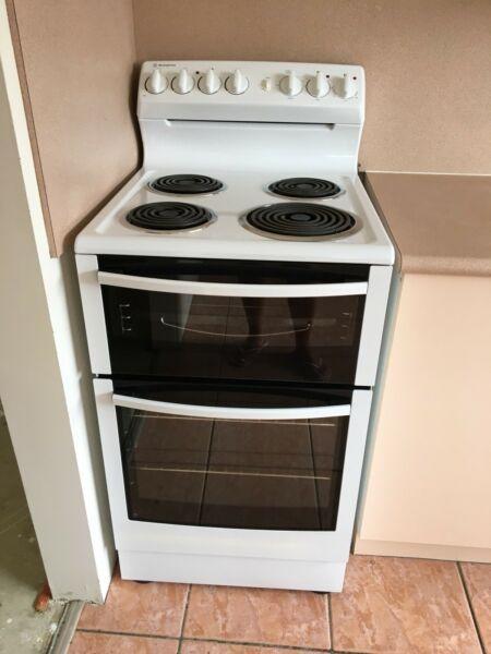 Electric freestanding cooktop and oven