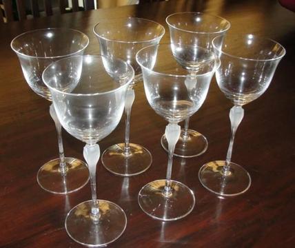 Rare Vintage Hoya Crystal Wine Glasses (6)