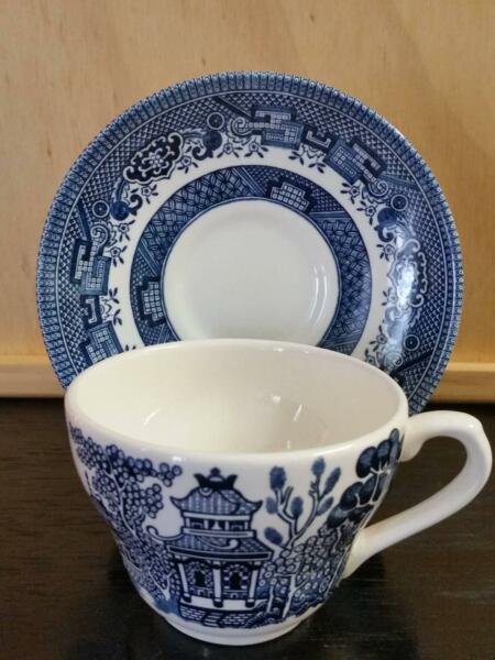 Blue Willow Replacement 1 x Cup & 2 x Saucers