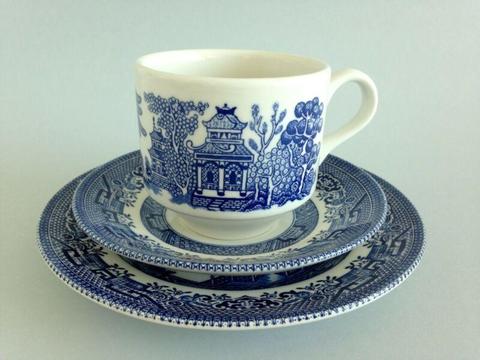 Churchill England Blue Willow teacup saucer and side plate trio