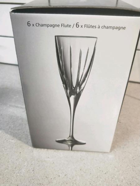 Royal Doulton Champagne glasses /flutes