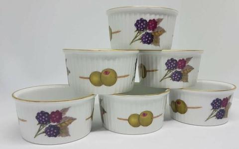 ROYAL WORCESTER Evesham Set 6 Fine Porcelain Ramekins Size 00