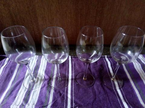 Wines Glasses X4 BRAND NEW