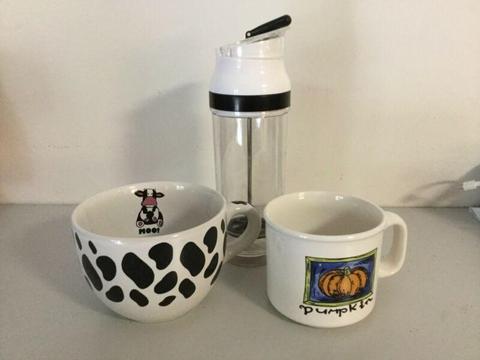 Soup mugs and coffee plunger