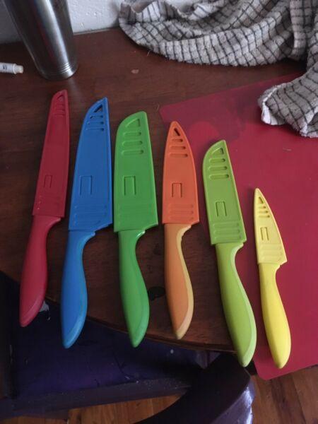 Coloured Knife Set
