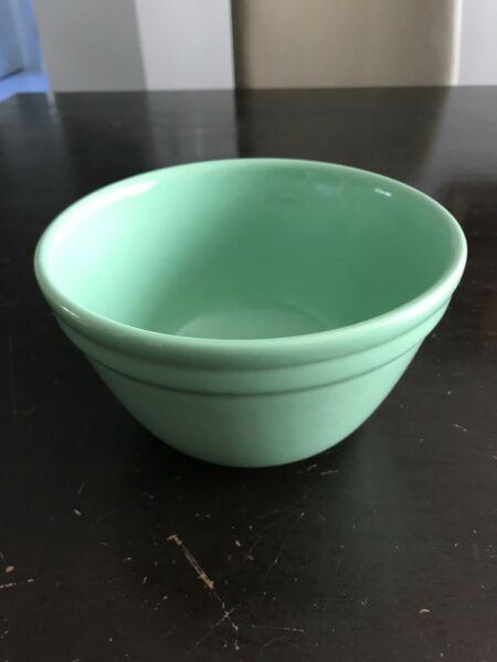 Vintage Fowler bowl Australia green mixing bowl