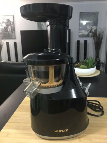 Near new Hurom slow Cold Press Juicer ... New can cost up to $600