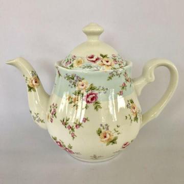 Robert Gordon (Australia) Floral Teapot (1 Litre)