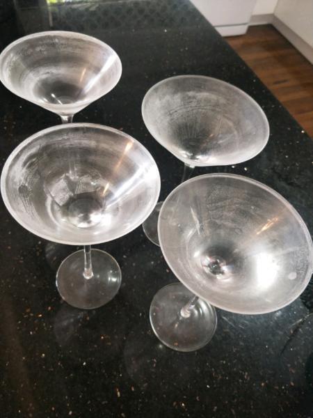 4 martini glasses