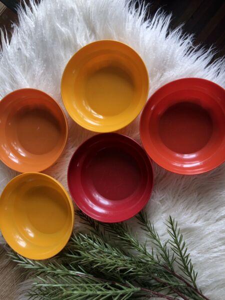 tupperware cereal bowls