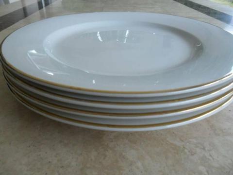 Maxwell and Williams dinner plates