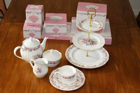 Tea set - Ashdene Charlotte collection (used once)