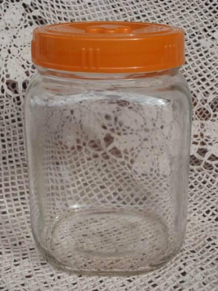 RETRO GLASS STORAGE JAR WITH ORANGE PLASTIC LID 15CM CLEAN