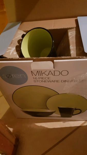 1 new box of mikado 16 pce dinner ware
