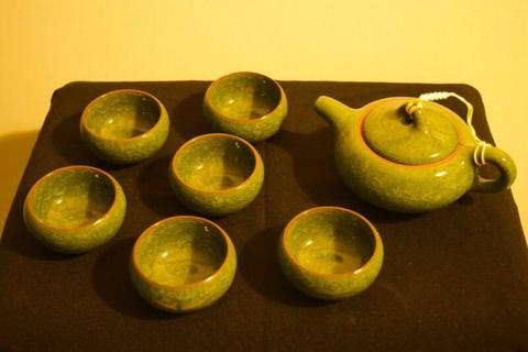 Seven Piece Korea-made Jade Crackle Glaze Terracotta Tea Set