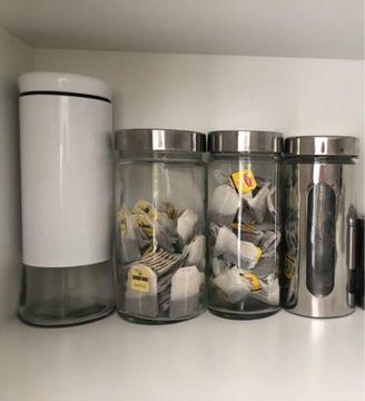 Kitchen canisters x 4