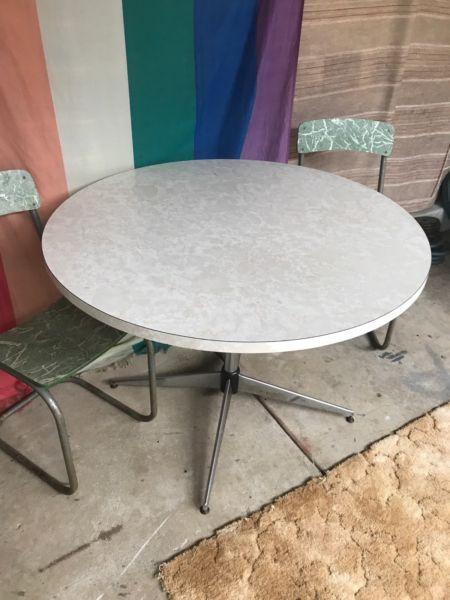 Retro table and 4 chairs