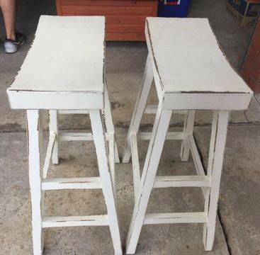 Bar/breakfast stools
