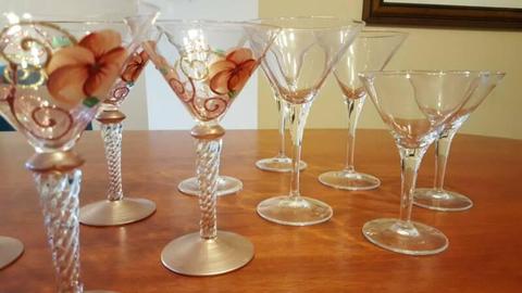 8 martini glasses