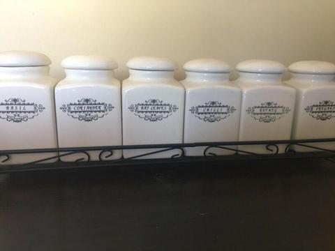 Set of 12 spice jars and wall mountable racks
