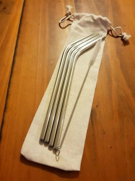4pk Stainless Steel Straws w/cleaning brush and linen pouch