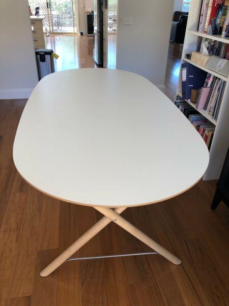 White IKEA Oval table, Scandi style