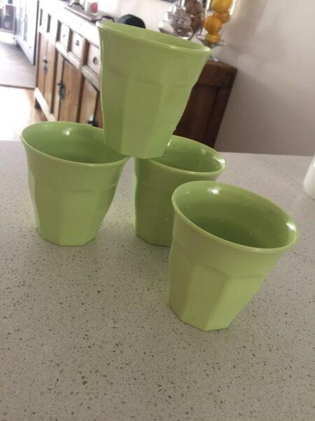 4 x Green Malomine Drink cups. As New. Great for Picnics/Pool area