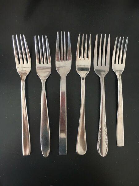 Sterling silver cutlery set- random assortment