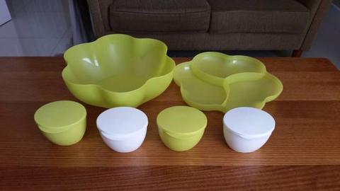 Tupperware pine green dip and chip containers