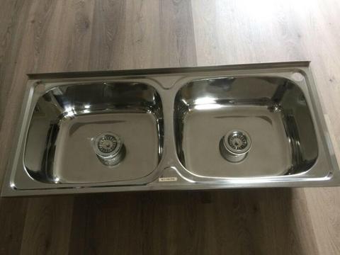 Sink double bowl