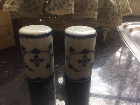 Blue Ceramic Salt/Pepper Shaker Set