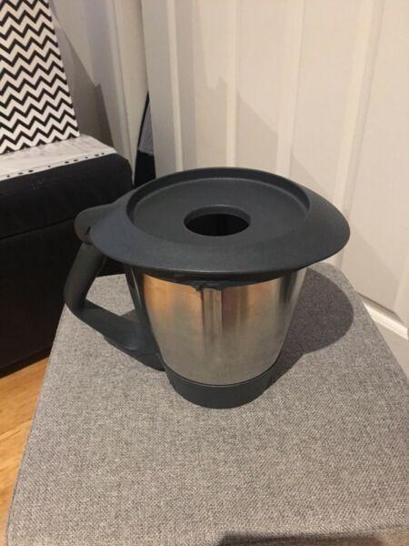 Thermomix TM31 bowl, blade, lid and accessories