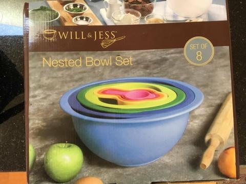 Brand New WILL AND JESS NESTED BOWL SET is a SET OF 8