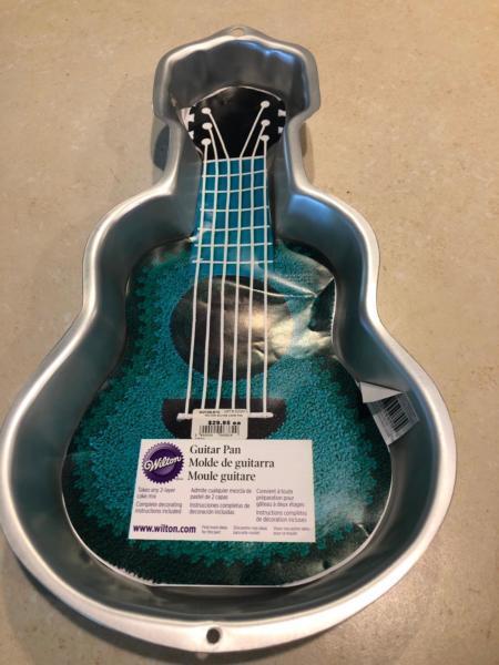 Cake Tin - Guitar
