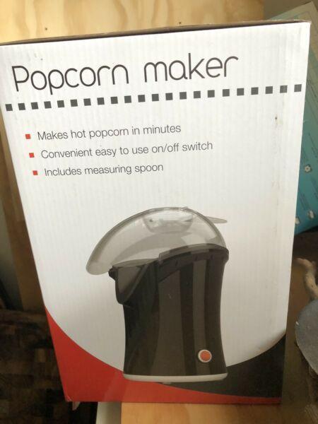 Popcorn maker unused in box