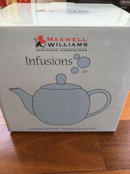 Maxwell and Williams Infusions Teapot