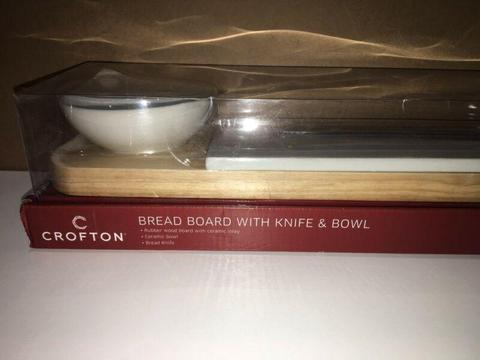 Brand new Crofton Wooden Bread Board with Knife &Glass Bowl L size