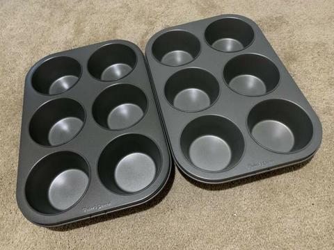 2 Bakers Secret Texas muffin tray 6 cups