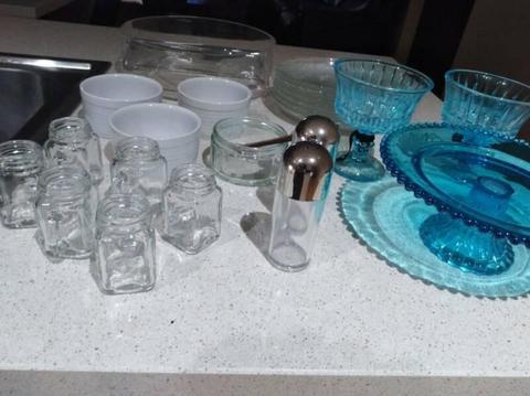 Kitchen Items all for 10 $