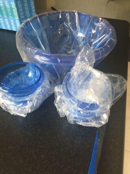 Blue plastic fruit salad set incl serving bowl, ladle&six small bowls
