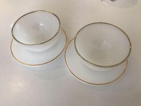 Vintage Arcopal France white gold edge tea coffee cups set