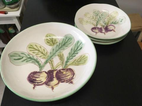 Italian hand-painted ceramic bowl set