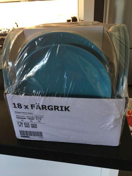 FÄRGRIK 18-piece service, turquoise