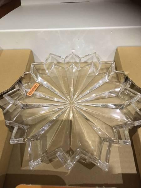 crystal bavarian 3 plates set new in the box