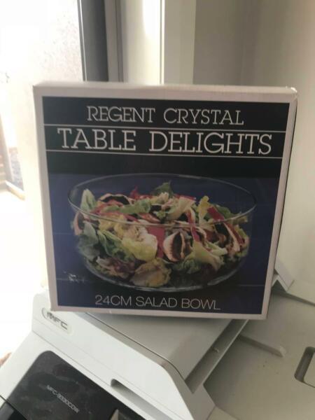 REGENT CRYSTAL TABLE DELIGHTS 24 CM SALAD BOWL - NEW