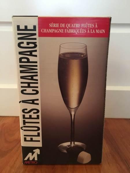 Champagne Flutes - set of 4 - handmade Metro