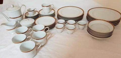 Dinner Set 51 piece for 6 persons