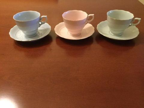 Vintage/Retro 3 cups and saucers
